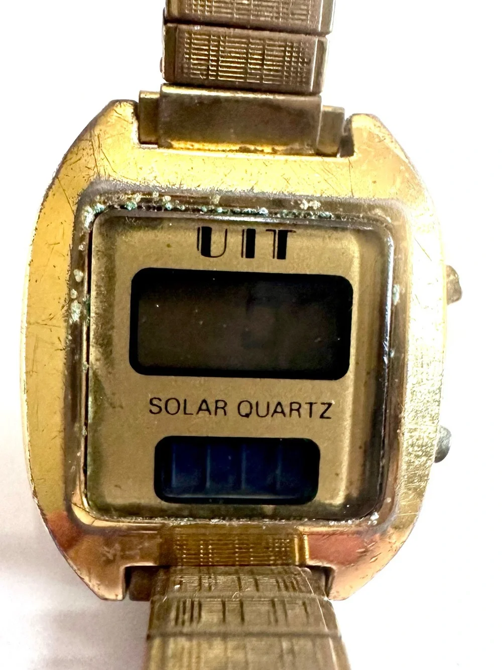 Gold Solar Quartz Digital Watch - Unbranded